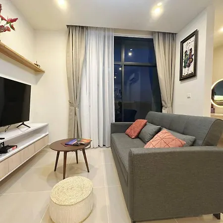 Sunset Seaview Studio Apartment At Kota Kinabalu City Centre Exterior photo