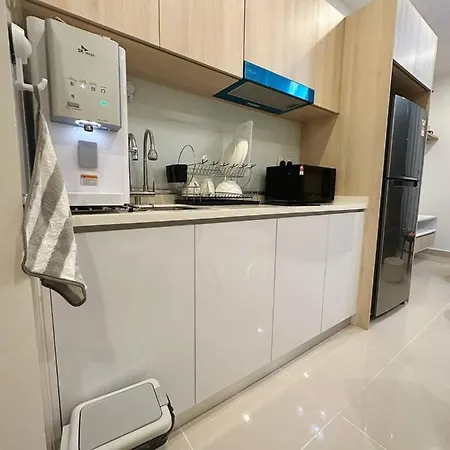 Sunset Seaview Studio Apartment At Kota Kinabalu City Centre Exterior photo