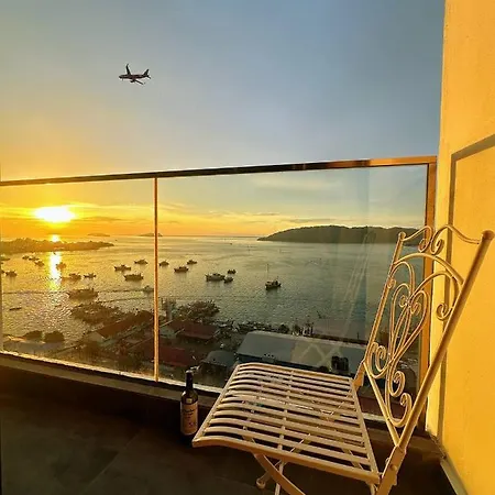 Sunset Seaview Studio Apartment At Kota Kinabalu City Centre Exterior photo